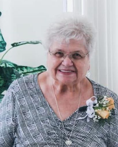 Delores Cumber's obituary image