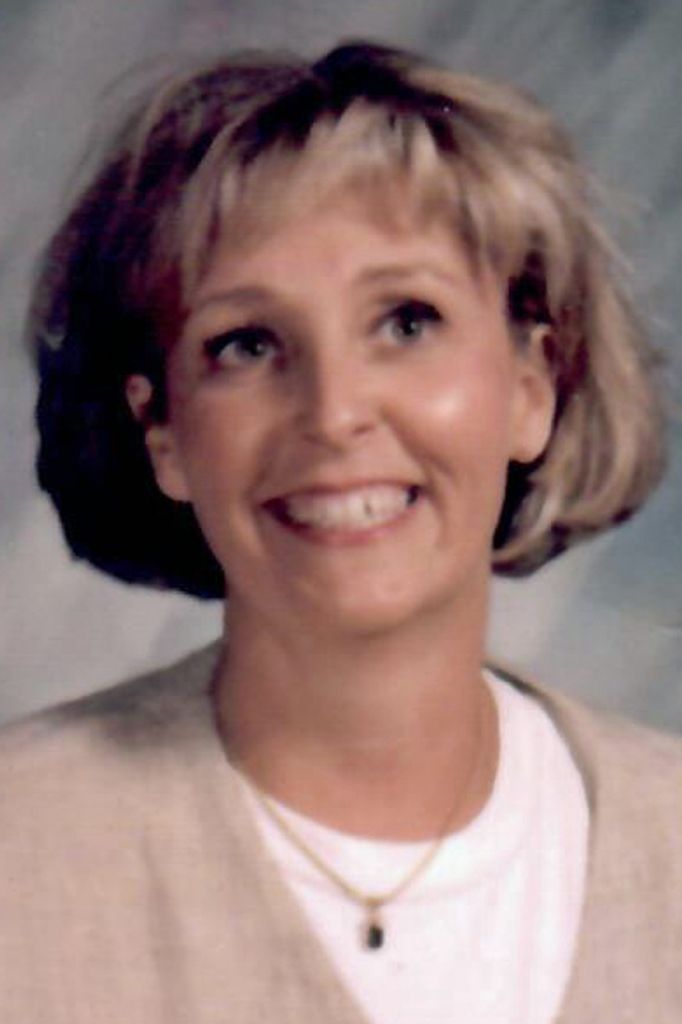 Suzanne (Turner)  Riehl
