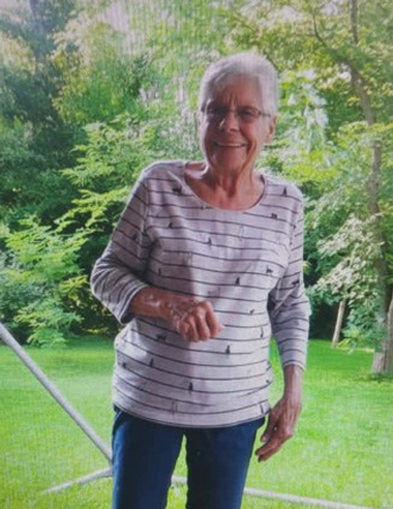 Dollie Mae (Benner) Russell Profile Photo