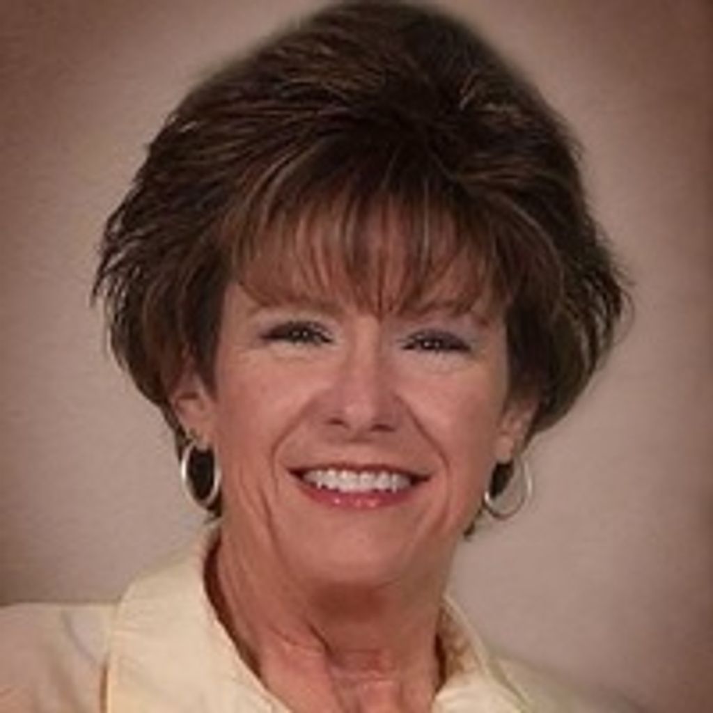 Lora Benton