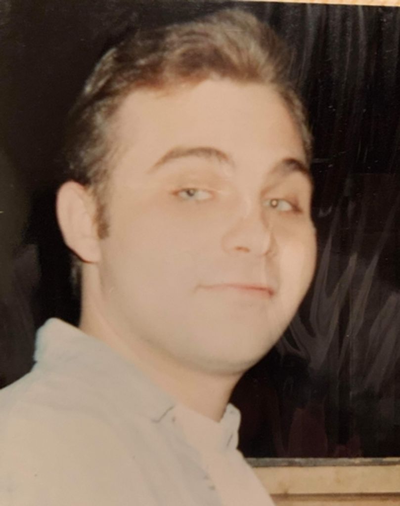Anthony Ray Wells Profile Photo