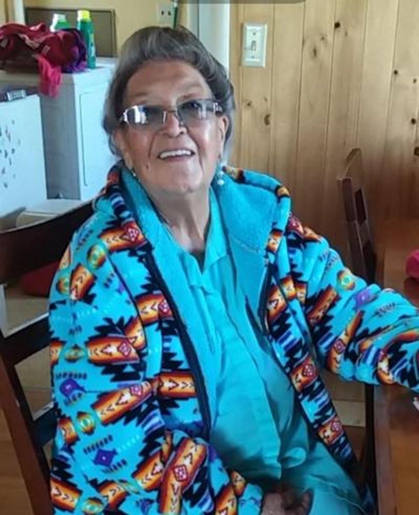 Betty Rose Wetsit