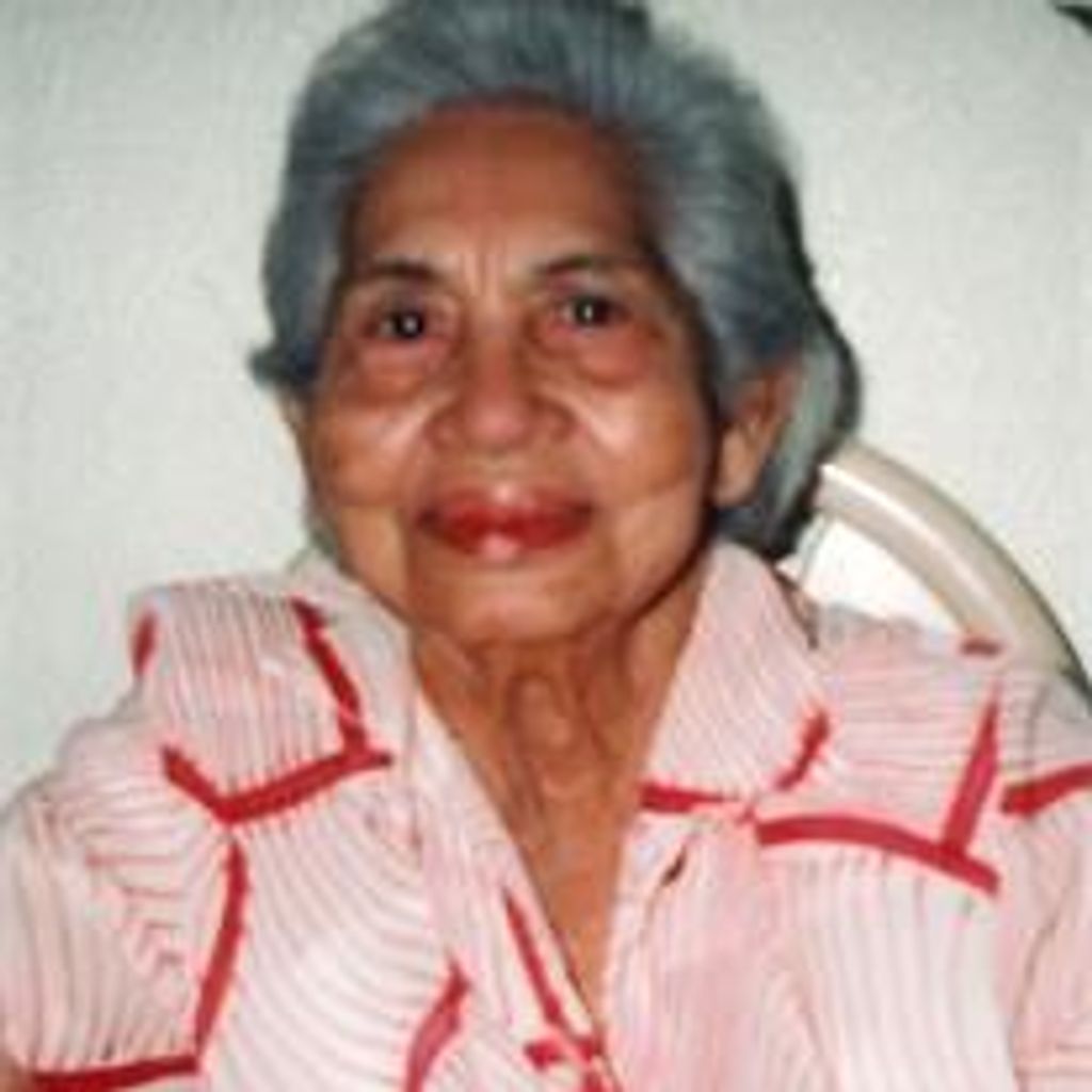 Petra Hinojos Gandara