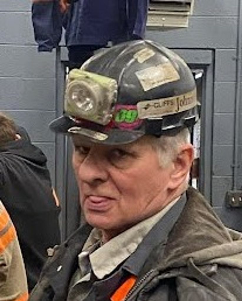 Johnny Lee Gorsky Profile Photo