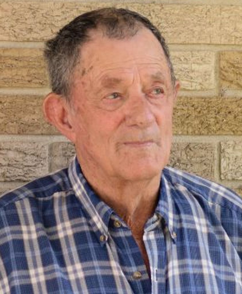 Lloyd Joseph Menard Sr. Profile Photo