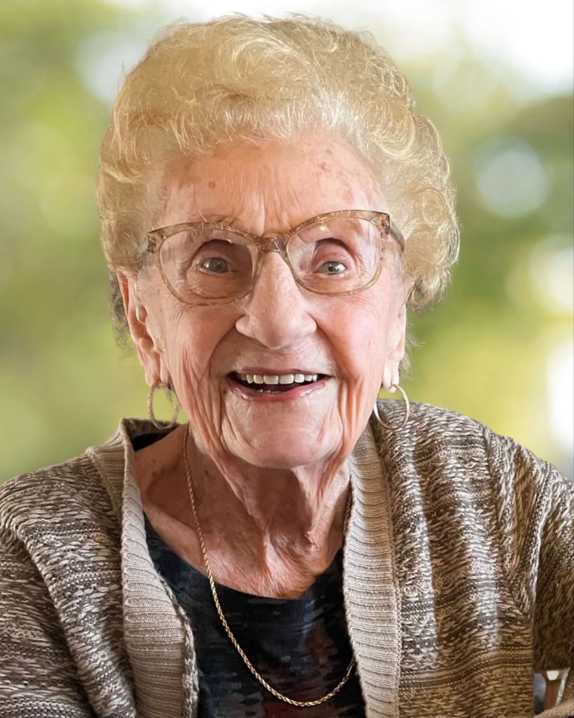 Yolanda Lucille Lobodinski Profile Photo