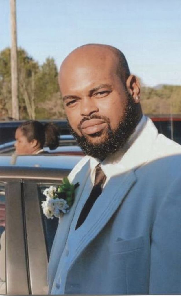 Travis Antonio Davis