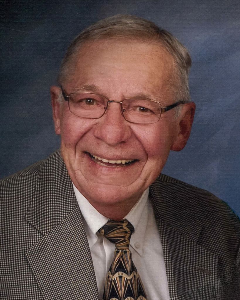 Ralph W. Giessen