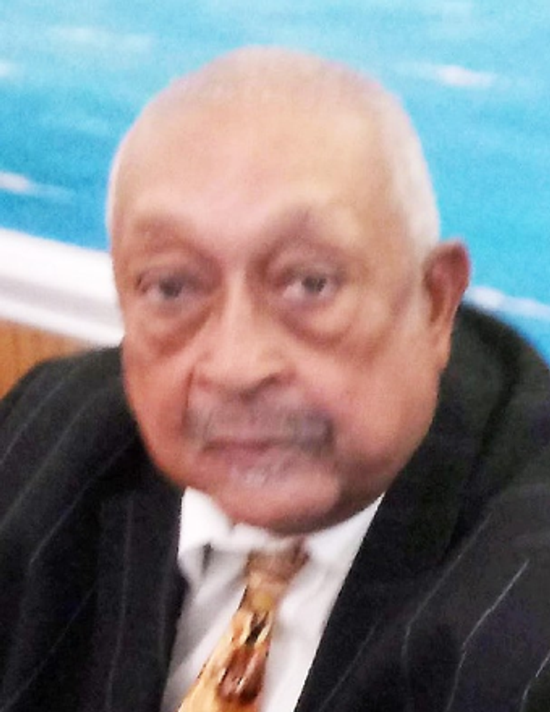 Raymond  Mcdaniel Chapman