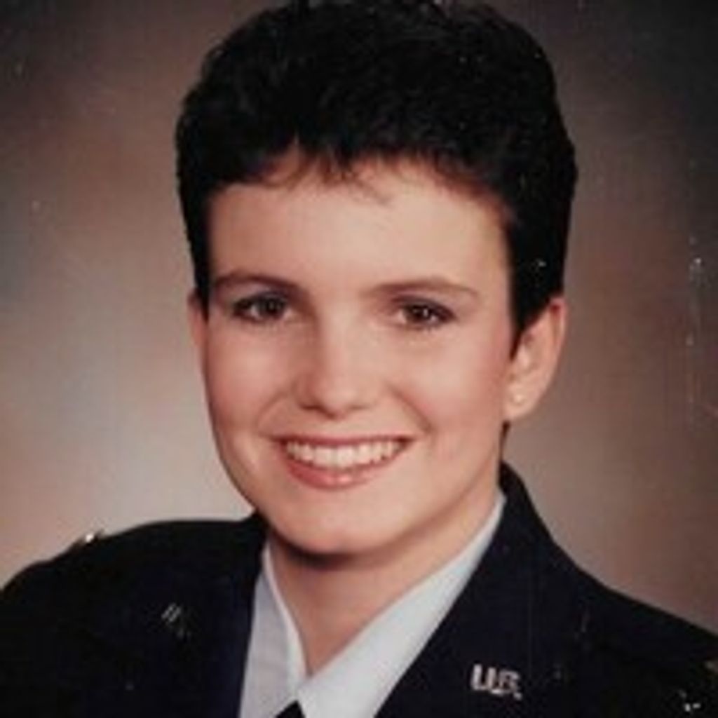 Elizabeth "Liz" Vicknair Lindsay