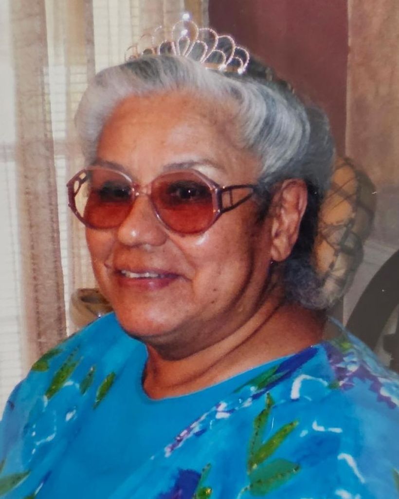 Gloria Zamora