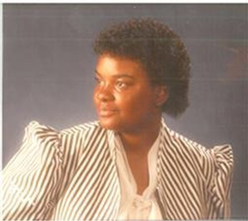 Lav'Ette Dion Tomlinson Profile Photo