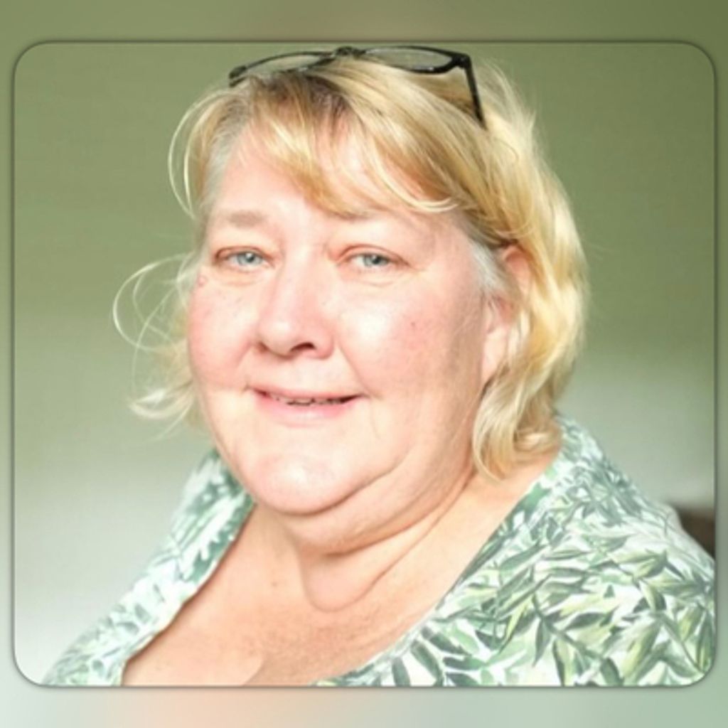 Brenda Fouraker (Howell, Benitez) Profile Photo