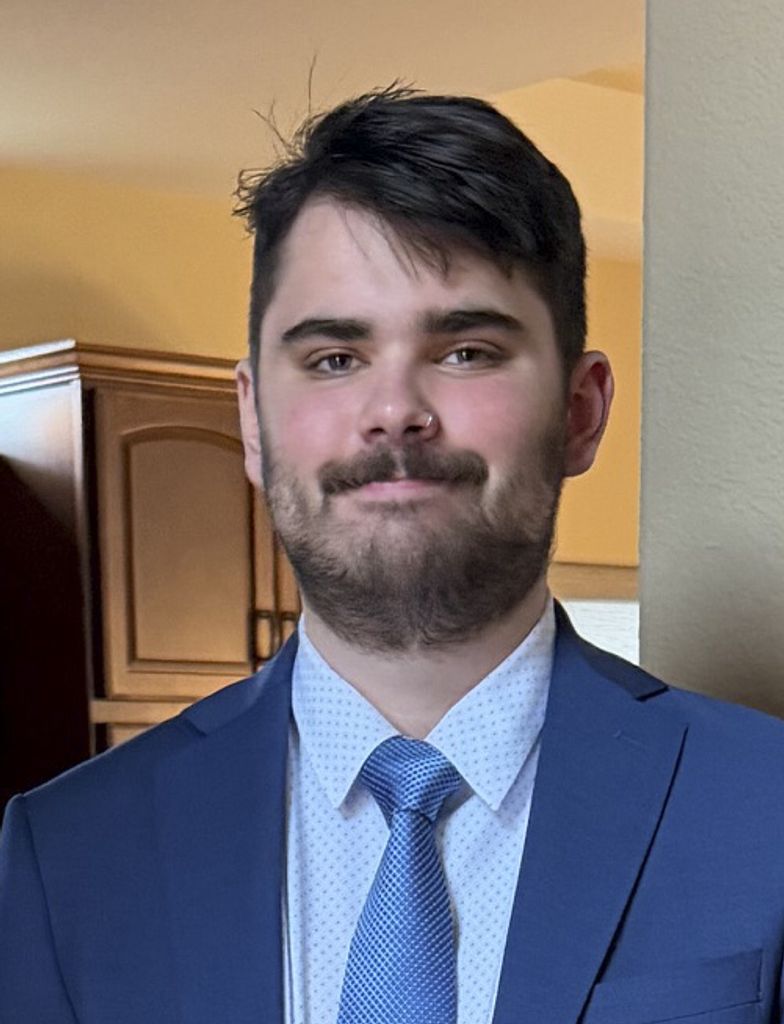 Sean Michael Cahill Profile Photo