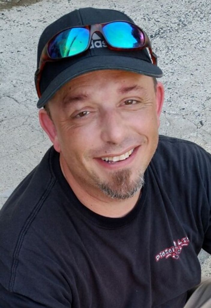 Adam Cornell Johnson Profile Photo