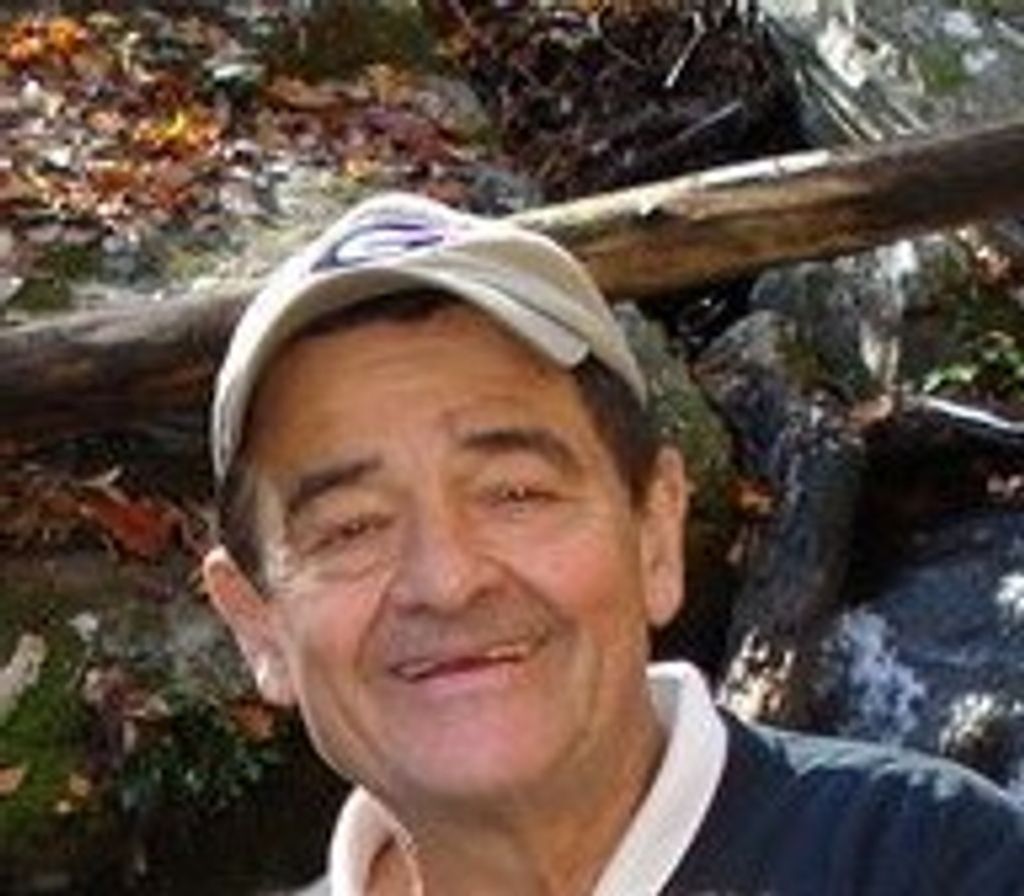 Thomas Macmullan Profile Photo