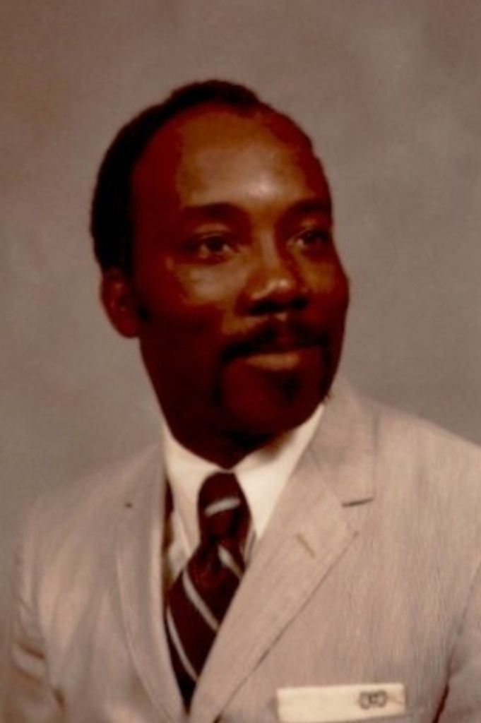 Charles E Kilgo