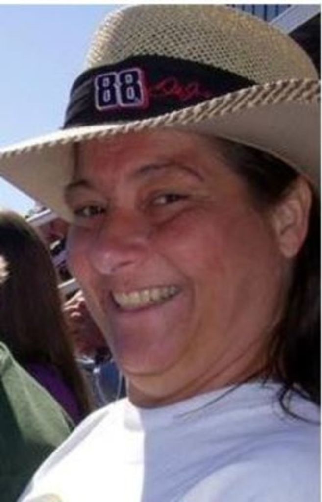 Vivianne B. Moon Profile Photo