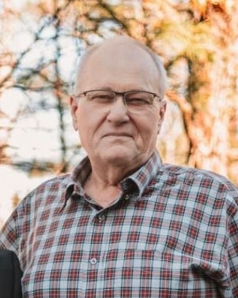 Mark Winfield Harris Profile Photo