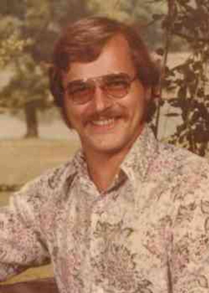 Thomas William Trux Profile Photo