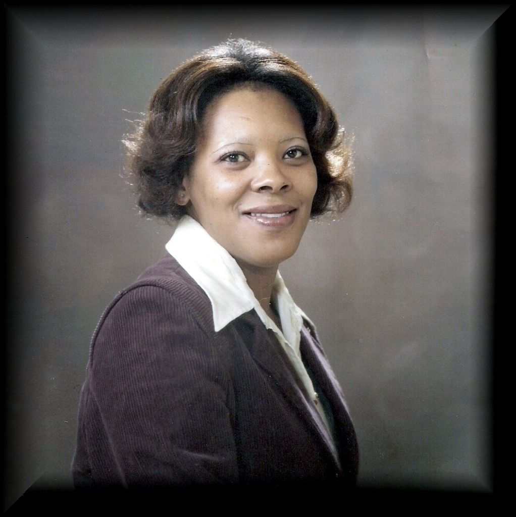 Linda (Lois) Clayton Favors Profile Photo