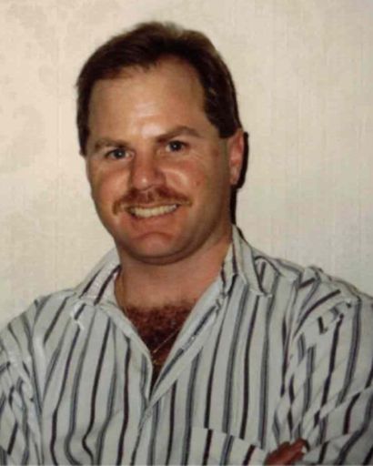 Robert E Knight's obituary image