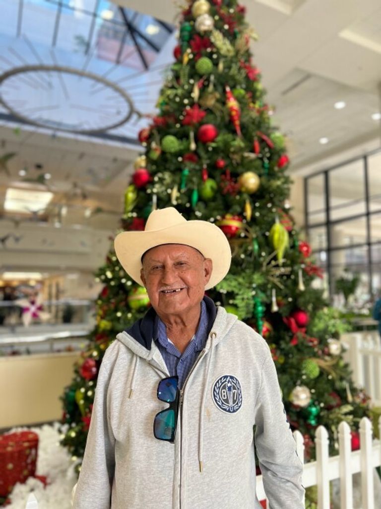 Luciano Juarez Profile Photo