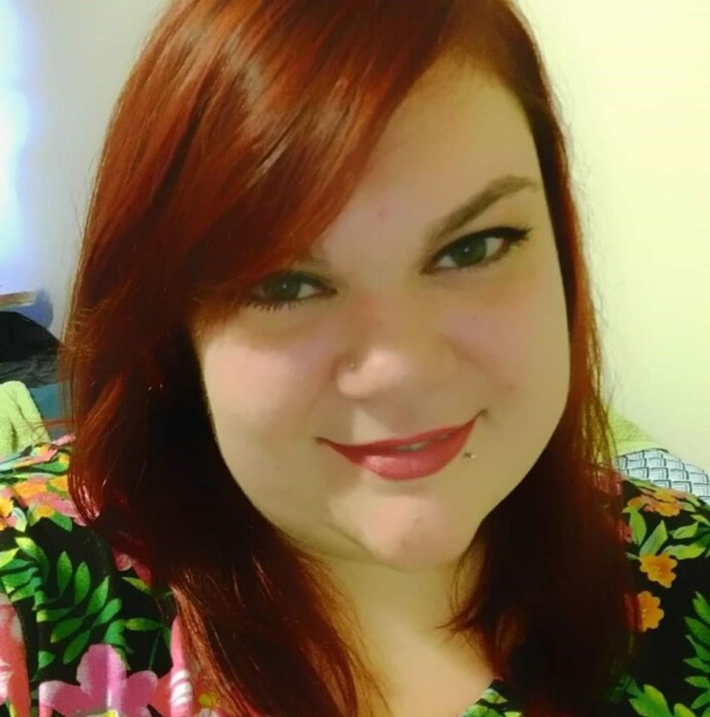 Stephanie (Cole)  Lamp Profile Photo