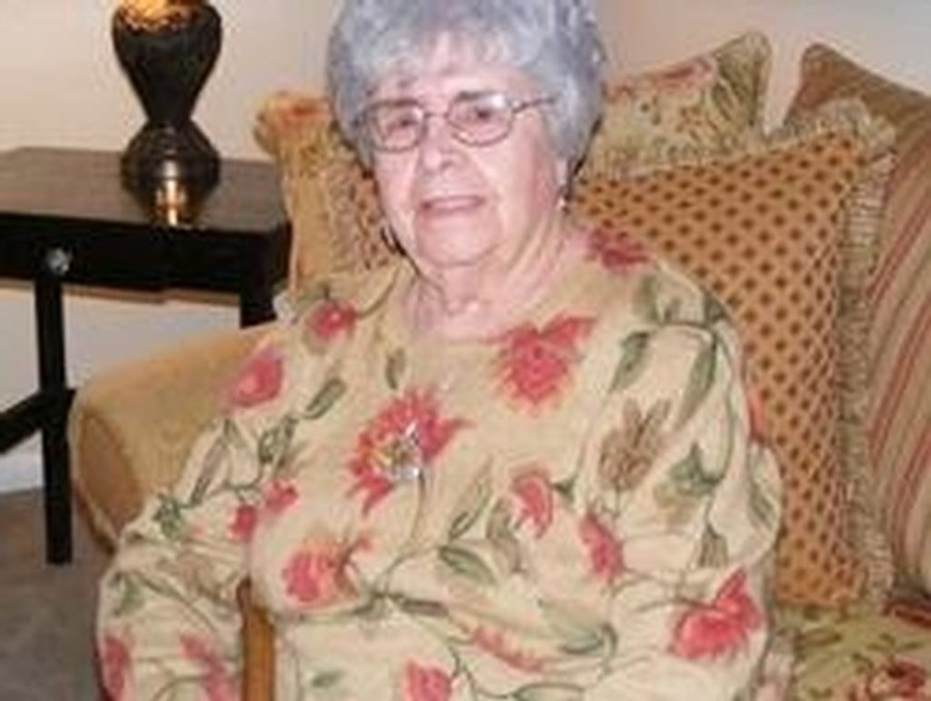 Hazel Hawks Profile Photo