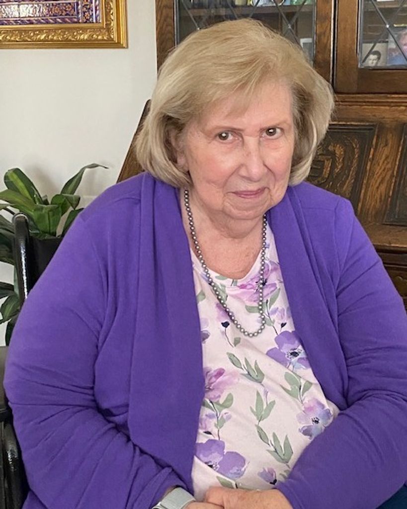 Amy Parrenin Oldfield-Powell