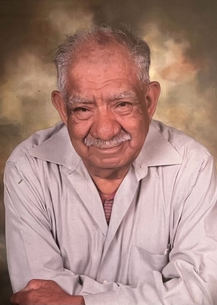 Juan Flores Camarillo Jr. Profile Photo