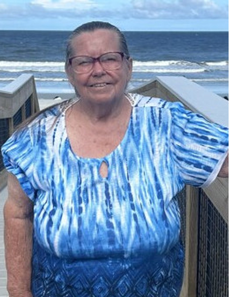 Elizabeth Diann (Smith) Clifton Profile Photo