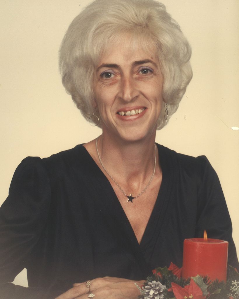 Linda Lou Bond