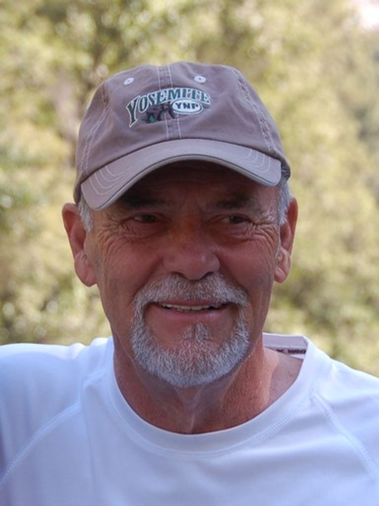 Clyde Junior Hodge Profile Photo