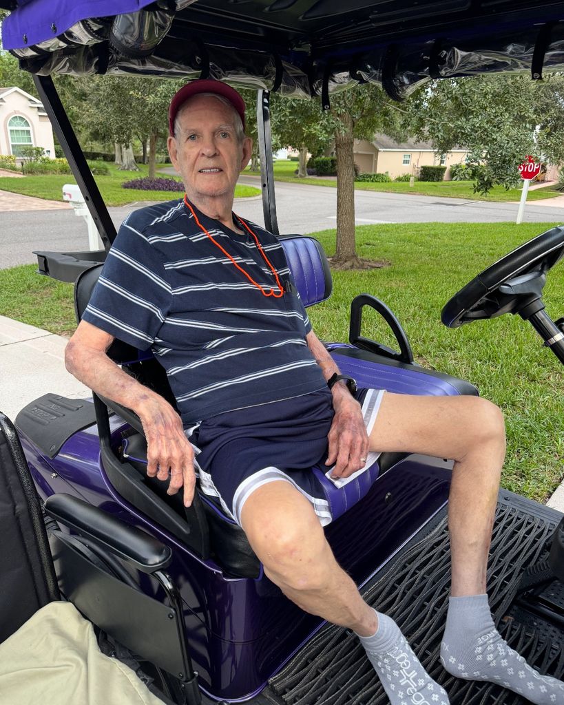 Mr. Robert Lee Hippleheuser