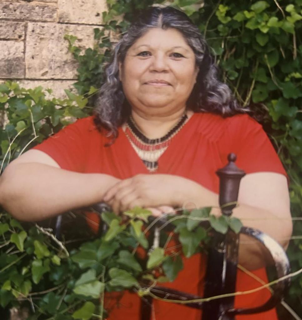 San Juana Luebano Navejar Profile Photo