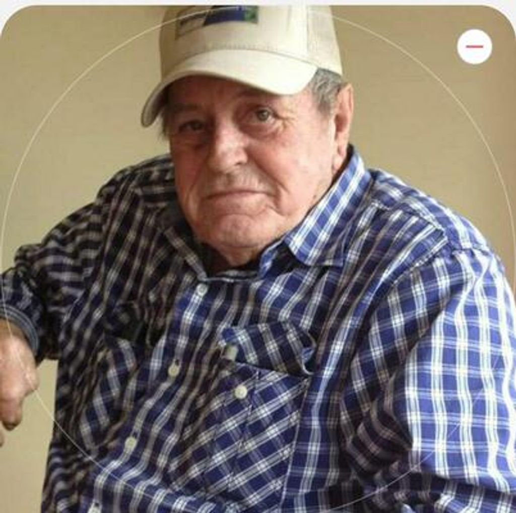 Axley "A.V." Verenice Thompson Profile Photo