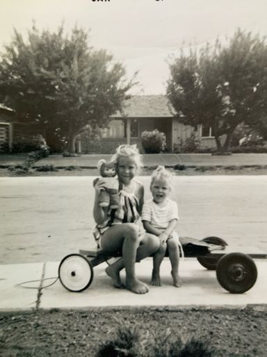 Christine Smith photo gallery thumbnail 2 of 84