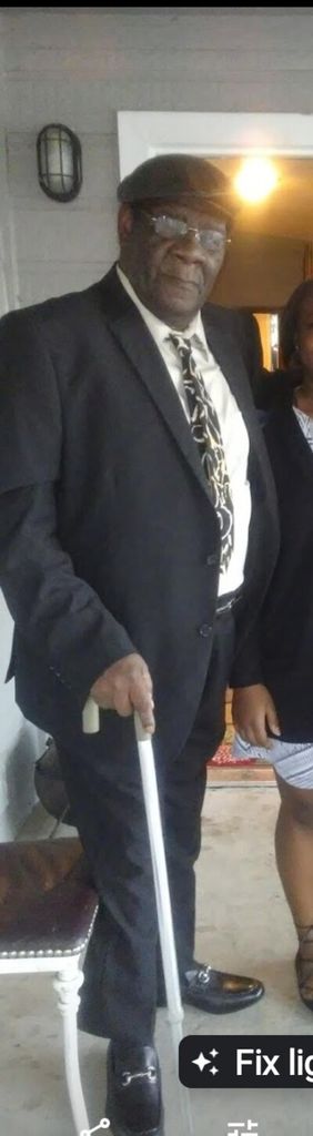 Le Ester Williams Profile Photo
