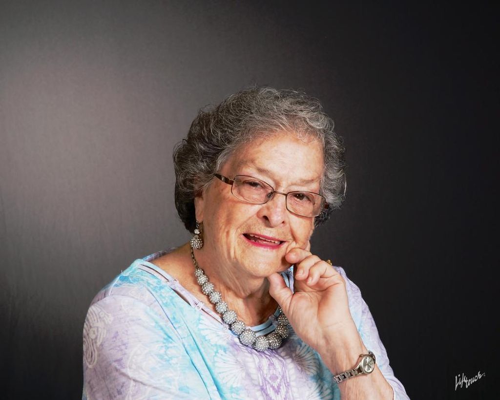 Elizabeth M Johnson