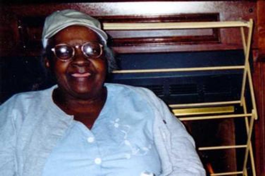 Earlene Gary Simmons Profile Photo