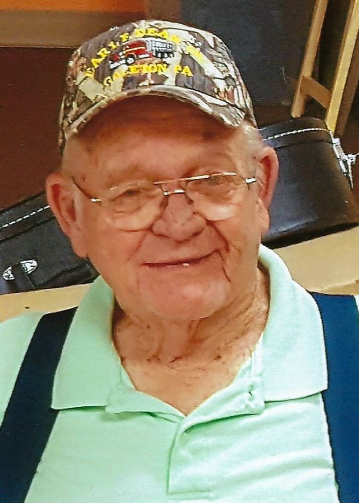 Thomas N. HACKETT