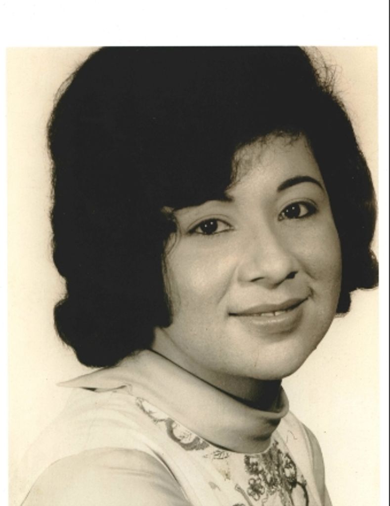 Evangelina  Perales 