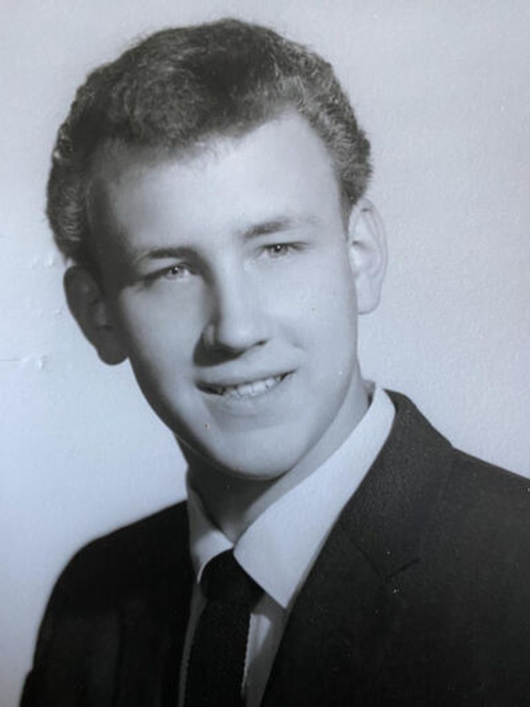 Benjamin J Perlowski