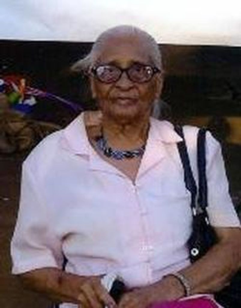 Lee Etta Kizzie