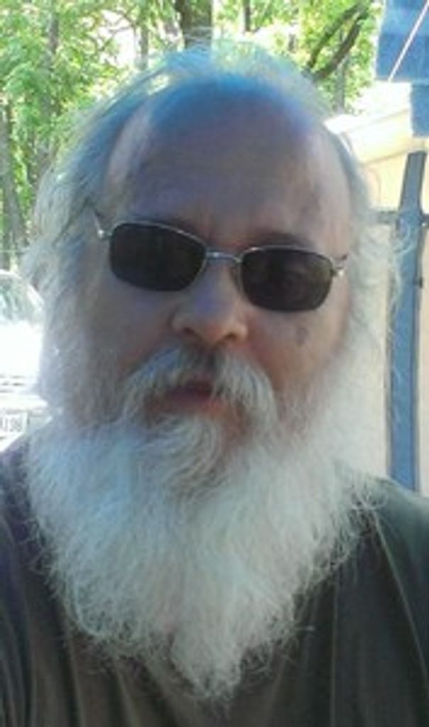 Robert J Foster Jr.