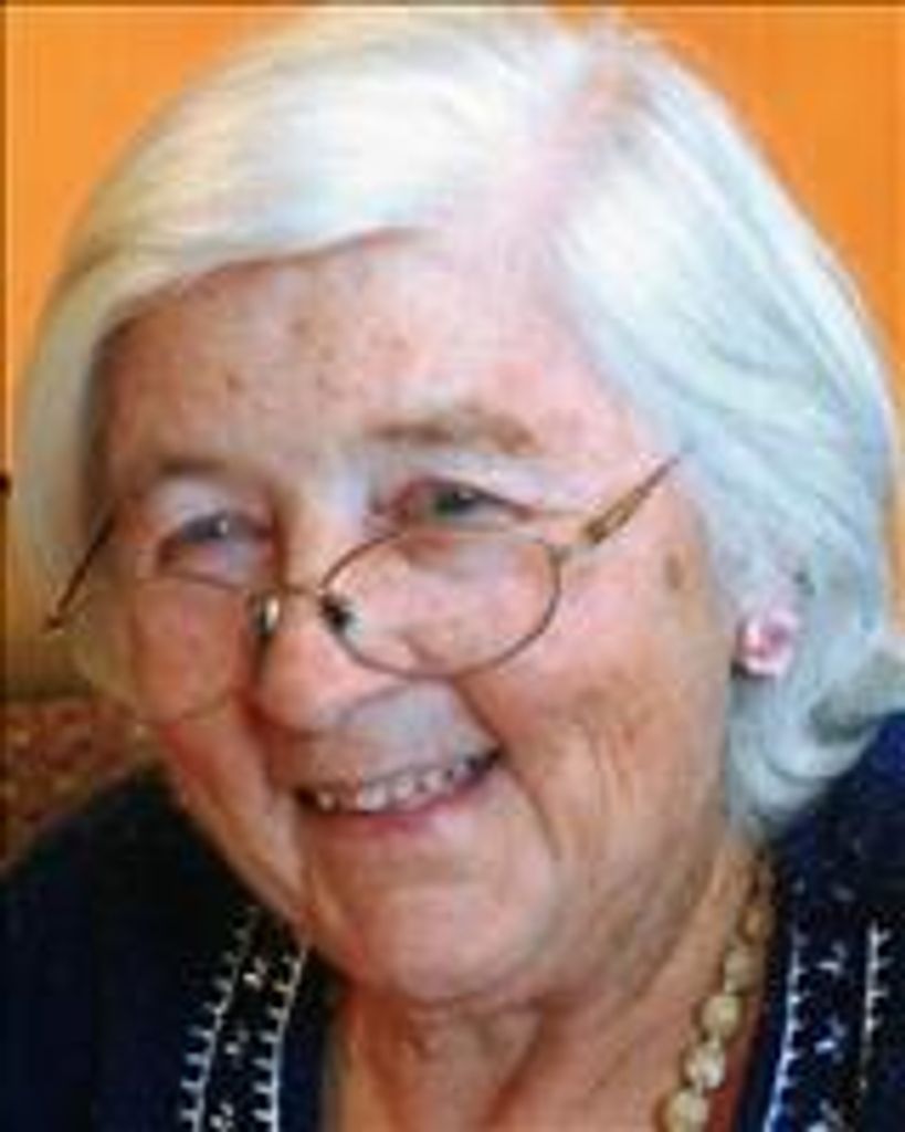 Elinor J. (Vogelzang) Martin