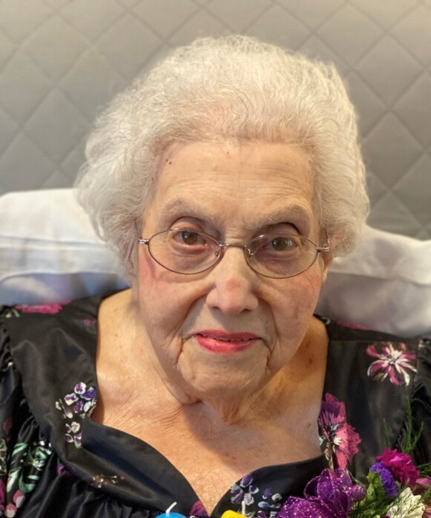 Veronica R. Campagne