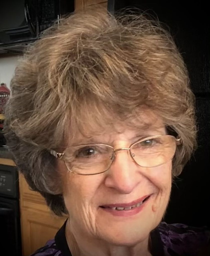 Marlene Mae (Lada)  Coglianese