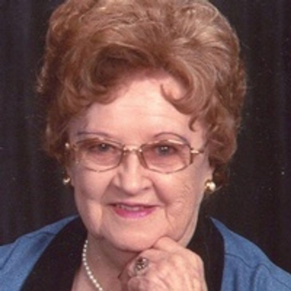 Eloise M Holmes